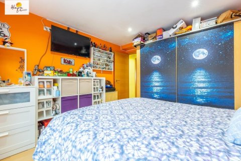 Продажа квартиры в Аликанте, Испания 3 спальни, 88м2 №144593 - фото 6