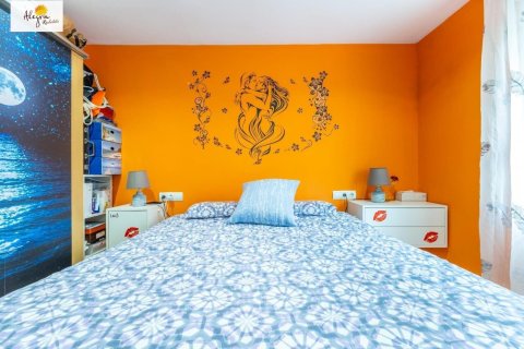 Продажа квартиры в Аликанте, Испания 3 спальни, 88м2 №144593 - фото 5