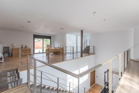 Dzīvoklis pārdošanā Sant Andreu de Llavaneres, Barcelona, Spānijā 3 istabas, 400 m2 Nr. 144591 - attēls 21