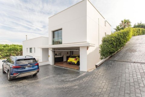 Dzīvoklis pārdošanā Sant Andreu de Llavaneres, Barcelona, Spānijā 3 istabas, 400 m2 Nr. 144591 - attēls 29