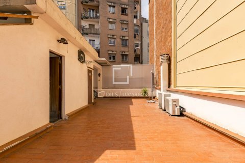 Apartment for sale in Barcelona, Spain 2 bedrooms, 61 sq.m. No. 192631 - photo 29