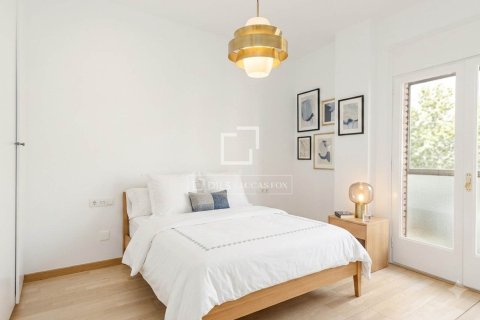 Apartment for sale in Barcelona, Spain 2 bedrooms, 61 sq.m. No. 192631 - photo 6
