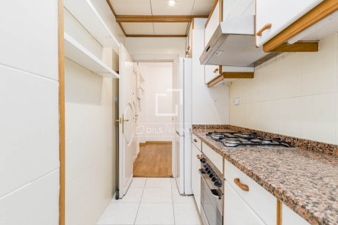 Apartment for sale in Barcelona, Spain 2 bedrooms, 61 sq.m. No. 192631 - photo 14