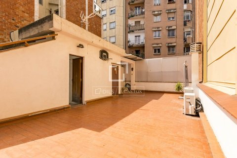 Apartment for sale in Barcelona, Spain 2 bedrooms, 61 sq.m. No. 192631 - photo 4