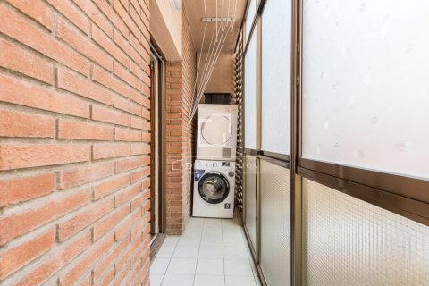 Apartment for sale in Barcelona, Spain 2 bedrooms, 61 sq.m. No. 192631 - photo 22