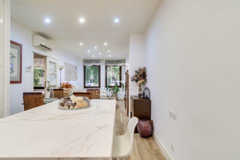 Apartment for sale in Barcelona, Spain 3 bedrooms, 96 sq.m. No. 192632 - photo 4
