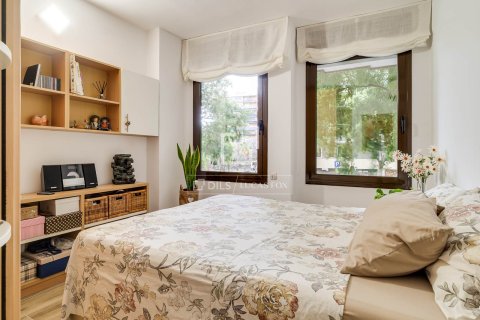 Apartment for sale in Barcelona, Spain 3 bedrooms, 96 sq.m. No. 192632 - photo 13