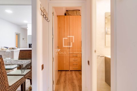 Apartment for sale in Barcelona, Spain 3 bedrooms, 96 sq.m. No. 192632 - photo 19
