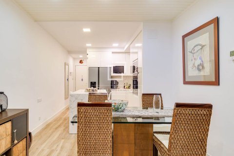 Apartment for sale in Barcelona, Spain 3 bedrooms, 96 sq.m. No. 192632 - photo 7