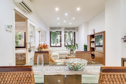Apartment for sale in Barcelona, Spain 3 bedrooms, 96 sq.m. No. 192632 - photo 5