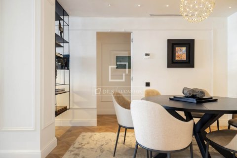 Wohnung zum Verkauf in Barcelona, Spanien 3 Schlafzimmer, 137 m2 Nr. 192633 - Foto 23