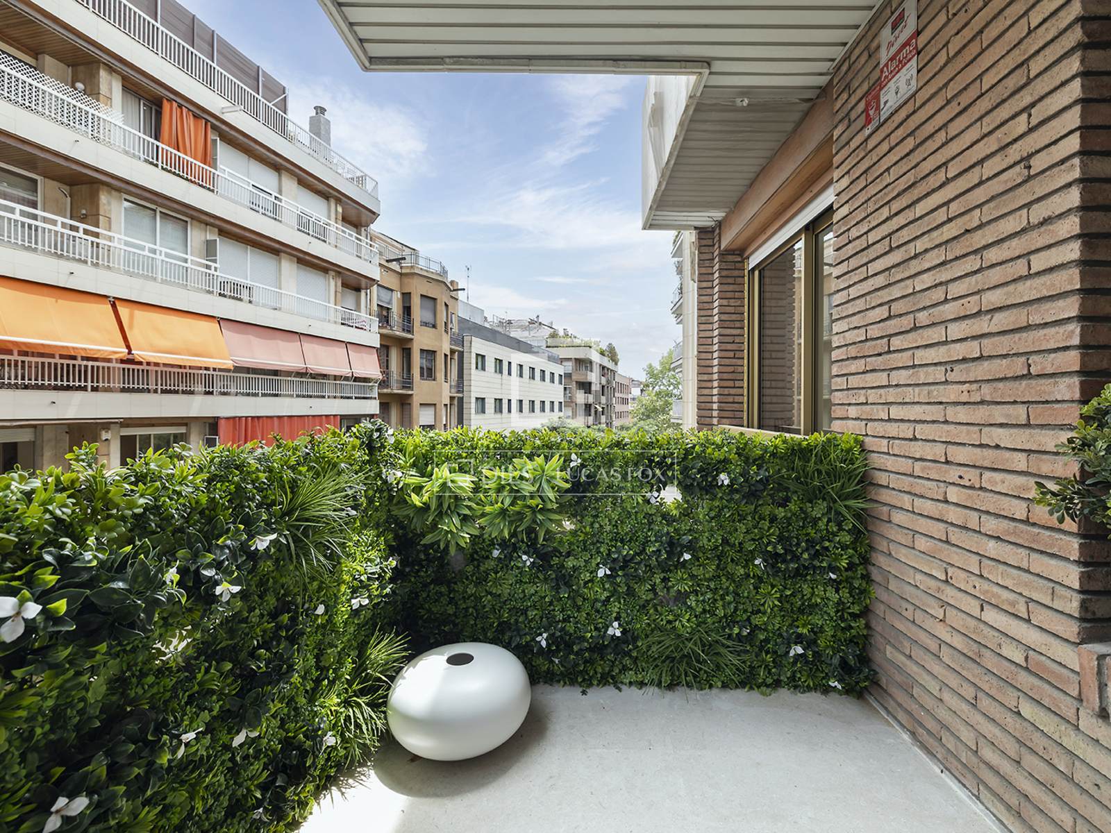 Wohnung in Barcelona, Spanien 3 Schlafzimmer, 137 m2 Nr. 192633