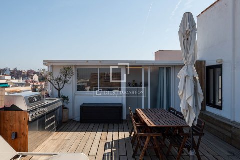Penthouse for sale in Barcelona, Spain 1 bedroom, 62 sq.m. No. 192630 - photo 15
