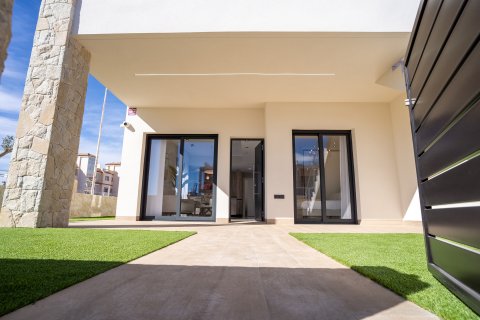 Bungalowi myytävänä Pilar de la Horadada, Alicante, Espanja, 3 makuuhuonetta, 87 m2 No. 136300 - kuva 15