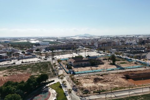 Bungalowi myytävänä Pilar de la Horadada, Alicante, Espanja, 3 makuuhuonetta, 87 m2 No. 136299 - kuva 22