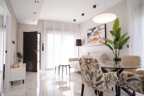 Bungalow zum Verkauf Pilar de la Horadada, Alicante, Spanien 2 Schlafzimmer, 72 m2 Nr. 136305 - Foto 23