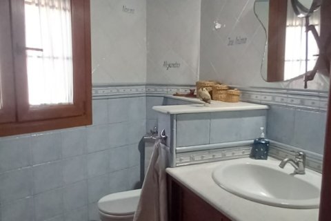 Продажа дома в Аркос-де-ла-Фронтера, Кадис, Испания 4 спальни, 292м2 №187744 - фото 19