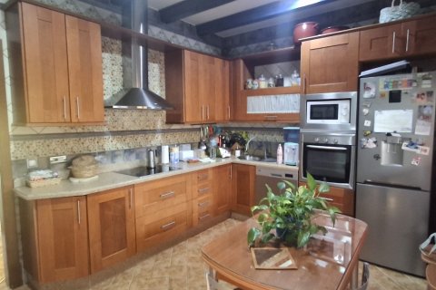 Продажа дома в Аркос-де-ла-Фронтера, Кадис, Испания 4 спальни, 292м2 №187744 - фото 4