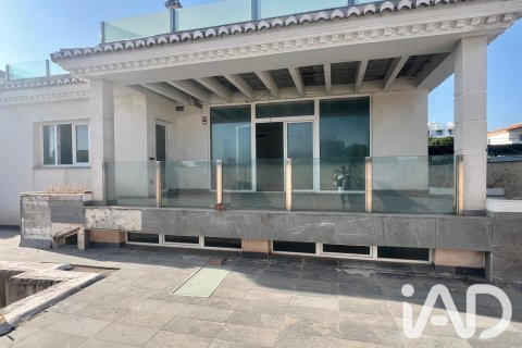 Продажа дома в Ринкон-де-ла-Виктория, Малага, Испания 9 спален, 614м2 №187741 - фото 3