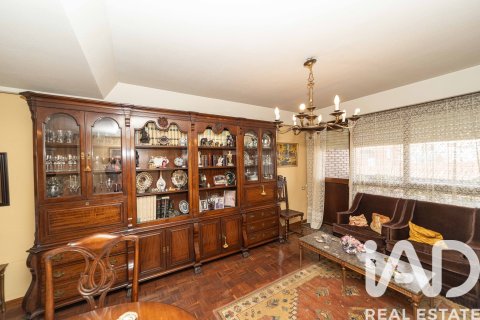Apartamento en venta en León, España 4 dormitorios, 190 m2 No. 188418 - foto 4