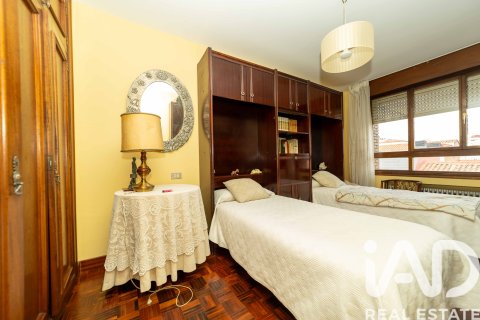 Apartamento en venta en León, España 4 dormitorios, 190 m2 No. 188418 - foto 16