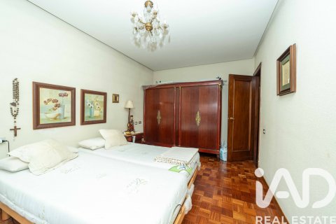 Apartamento en venta en León, España 4 dormitorios, 190 m2 No. 188418 - foto 20