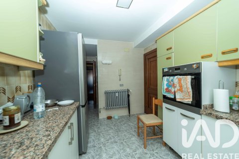 Apartamento en venta en León, España 4 dormitorios, 190 m2 No. 188418 - foto 11