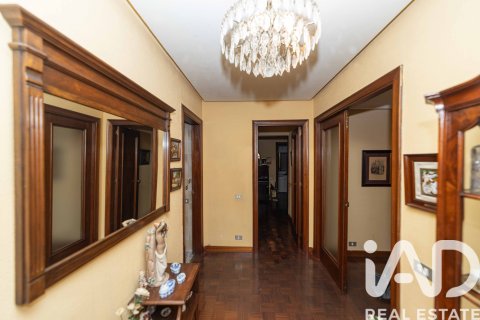 Apartamento en venta en León, España 4 dormitorios, 190 m2 No. 188418 - foto 8