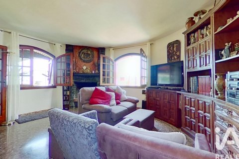 House à vendre à Roda de Berà, Tarragona, Espagne, 5 chambres, 253 m2 No. 188415 - photo 8
