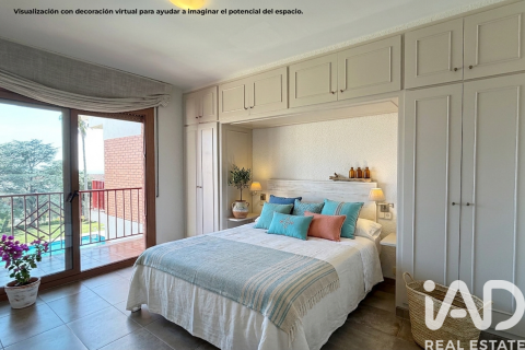 House for rent in Premia De Mar, Barcelona, Spain 4 bedrooms, 245 sq.m. No. 188519 - photo 9