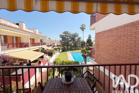 House for rent in Premia De Mar, Barcelona, Spain 4 bedrooms, 245 sq.m. No. 188519 - photo 7