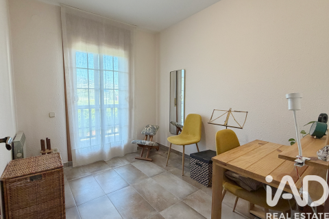 House for rent in Premia De Mar, Barcelona, Spain 4 bedrooms, 245 sq.m. No. 188519 - photo 18