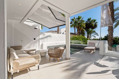 Apartament w Estepona, Malaga, Hiszpania 4 sypialnie, 269.13 mkw. nr 177666 – zdjęcie 5