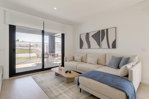 Apartment à vendre à Torrevieja, Alicante, Espagne, 3 chambres, 96 m2 No. 135268 - photo 8