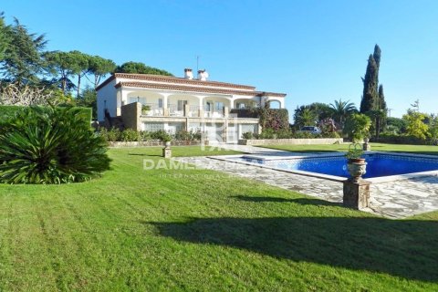 Willa w Sant Feliu de Guixols, Girona, Hiszpania 4 sypialnie, 538 mkw. nr 176790