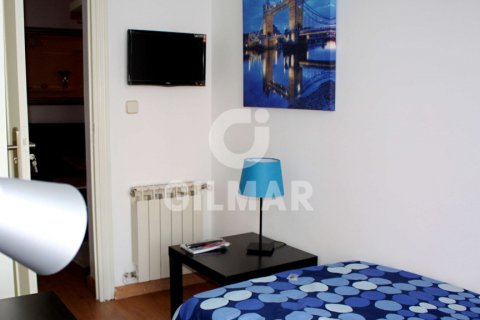 Apartment for sale Madrid, Spain 6 bedrooms, 131 sq.m. No. 113419 - photo 22