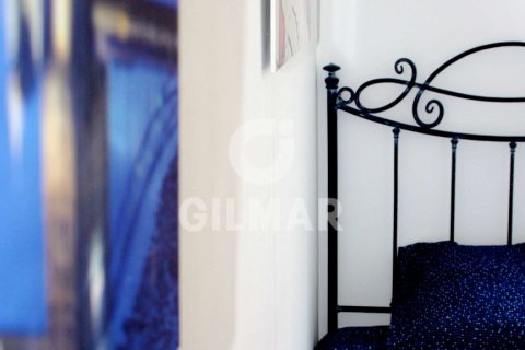 Apartment for sale Madrid, Spain 6 bedrooms, 131 sq.m. No. 113419 - photo 23