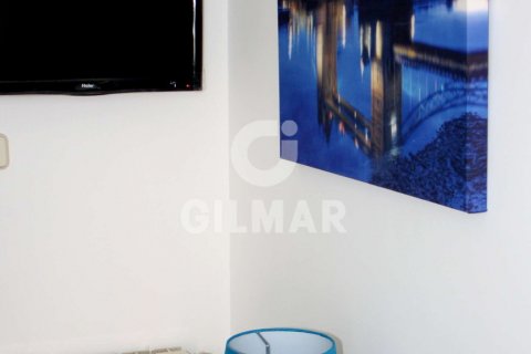 Apartment for sale Madrid, Spain 6 bedrooms, 131 sq.m. No. 113419 - photo 24
