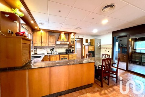 Dom w Alcanar, Tarragona, Hiszpania 5 sypialni, 253 mkw. nr 153250 – zdjęcie 7