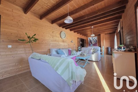 Māja Alhaurin de la Torre, Malaga, Spānijā 4 istabas, 206 m2 Nr. 153252