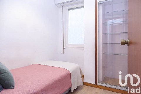 Lägenhet till salu i Barcelona, Spanien 4 sovrum, 90 kvm. Nr. 153248 - foto 29