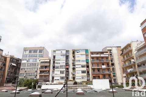 Lägenhet till salu i Barcelona, Spanien 4 sovrum, 90 kvm. Nr. 153248 - foto 3