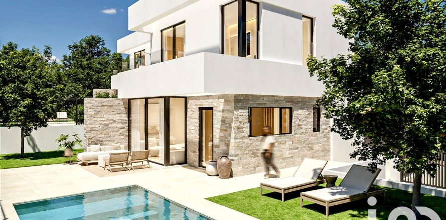 Hus i Finestrat, Alicante, Spanien 3 sovrum, 160 kvm. Nr. 153249