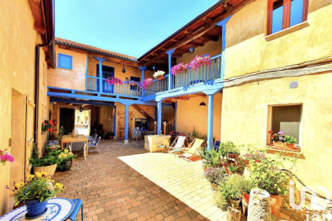 Hotelli Leon, Espanja 7 makuuhuonetta, 506 m2 No. 153247