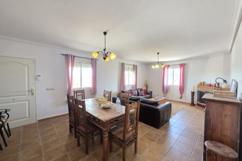 Villa zum Verkauf in Monovar, Alicante, Spanien 3 Schlafzimmer, 170 m2 Nr. 192454 - Foto 9