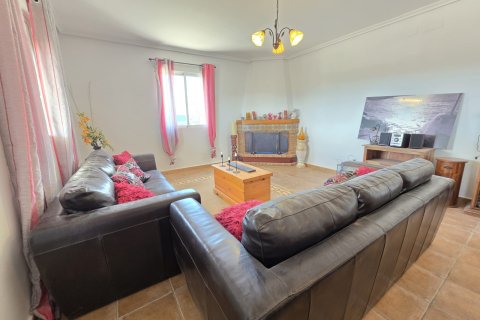 Villa zum Verkauf in Monovar, Alicante, Spanien 3 Schlafzimmer, 170 m2 Nr. 192454 - Foto 5