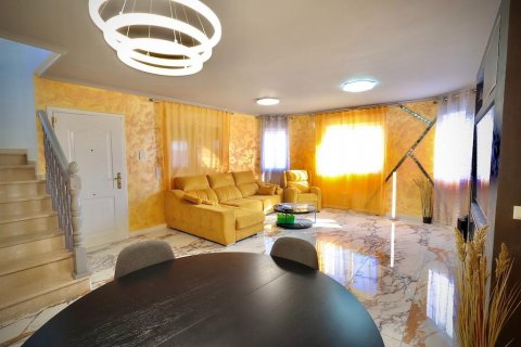 Villa pārdošanā San Miguel de Salinas, Alicante, Spānijā 4 istabas, 163 m2 Nr. 114997 - attēls 7