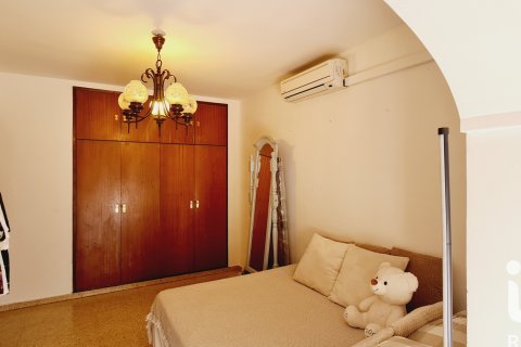 Kamienica w Estepona, Malaga, Hiszpania 4 sypialnie, 180 mkw. nr 172161 – zdjęcie 18