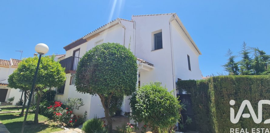 Kamienica w Estepona, Malaga, Hiszpania 4 sypialnie, 180 mkw. nr 172161
