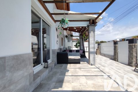 Продажа дома в Кунит, Таррагона, Испания 4 спальни, 141м2 №172159 - фото 3